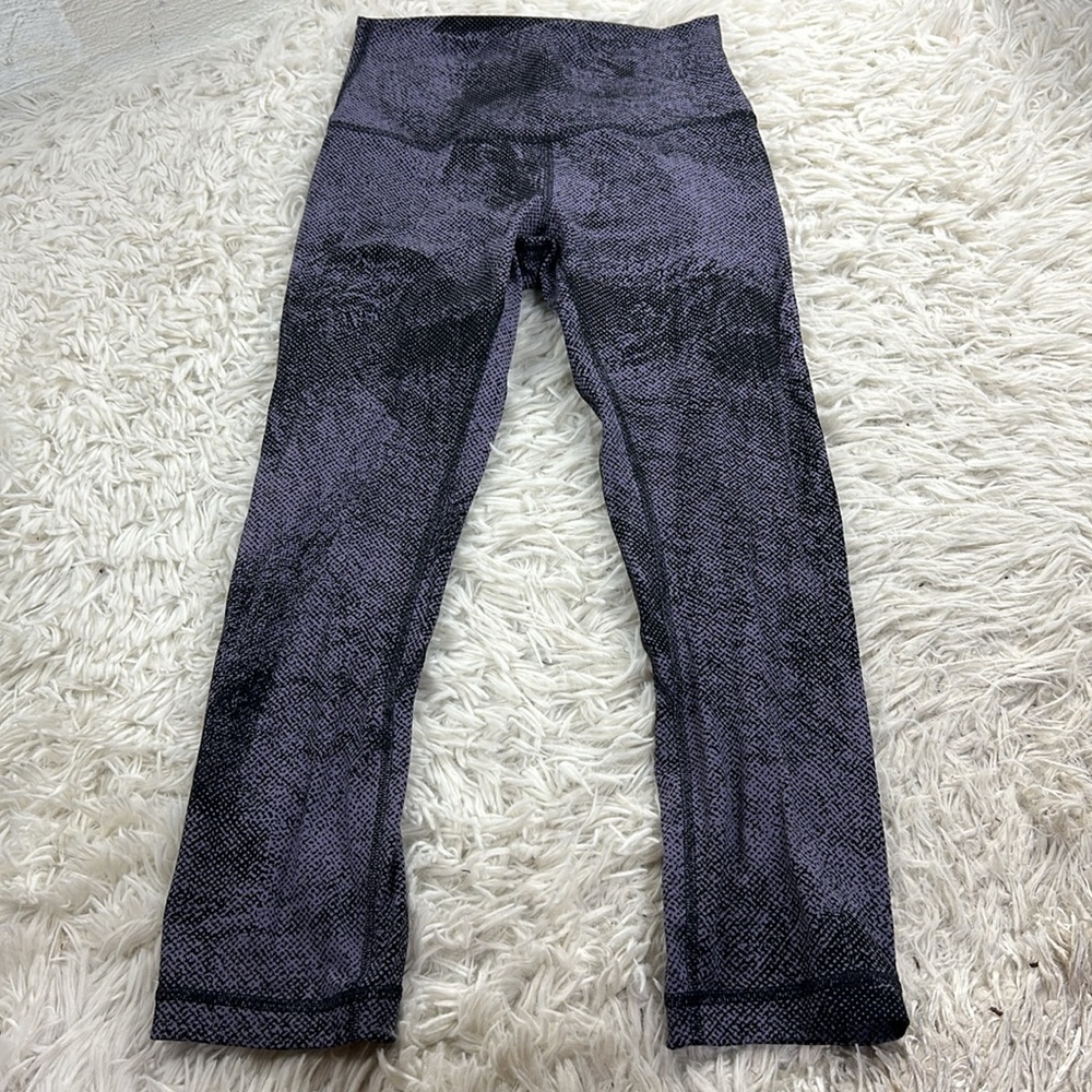 Lululemon Align Crop *21" Pixel Print Purple Quartz Black